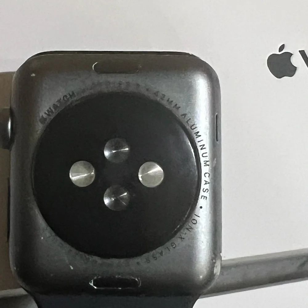 Apple Watch Series 3 42mm space gray